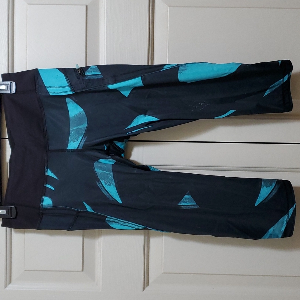 Lululemon Run Top Speed Crop Luxtreme Back Spin Stroke teal black size 6